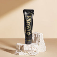 Load image into Gallery viewer, Vussen 30 Max Whitening Clovemint Toothpaste 80g