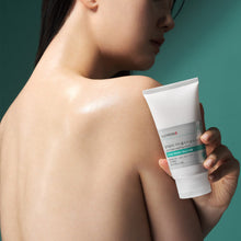 Load image into Gallery viewer, ILLIYOON Cica Acne Clear Peeling Scrub 200g