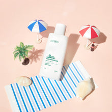 Load image into Gallery viewer, VT Cica Essence Sun 100ml SPF50+/PA++++