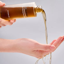 Load image into Gallery viewer, MIGUHARA Ultra Whitening First Essence Origin 120ml