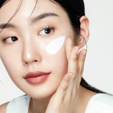 Load image into Gallery viewer, Biodance Skin Barrier Sun Safe 30ml