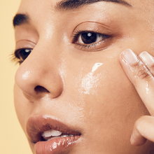 Load image into Gallery viewer, APRILSKIN Calendula PHA + AHA Resurfacing Serum 30ml