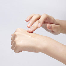 Load image into Gallery viewer, COSRX The Alpha-Arbutin 2 Discoloration Care Serum 50ml