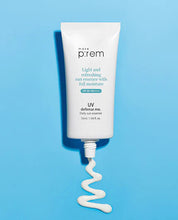 Load image into Gallery viewer, make p:rem UV Defense Me. Daily Sun Essence SPF 50+ PA++++ 50ml