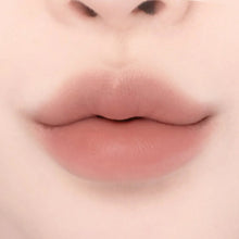 Load image into Gallery viewer, lilybyred Smiley Lip Blending Stick 0.8g