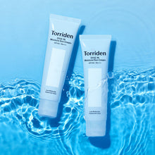 Load image into Gallery viewer, Torriden DIVE-IN Watery Moisture Sun Cream 60ml (SPF 50+ PA++++)