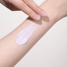 Load image into Gallery viewer, ISNTREE Onion Newpair Sunscreen 50ml SFP40 PA+++