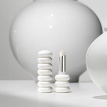 Load image into Gallery viewer, Sulwhasoo Glowing Lip Balm 3g