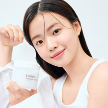 Load image into Gallery viewer, Luvum Witch Hazel Hyaluronic Toner Pad 130ml (60pcs)