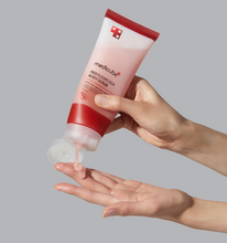 Load image into Gallery viewer, medicube Red Clear Cica Body Scrub 200ml