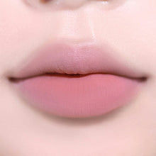 Load image into Gallery viewer, colorgram All In One Over-Lip Maker 0.7g