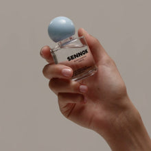 Load image into Gallery viewer, SENNOK Glossy Everyday Hair Oil 60ml