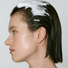 Load image into Gallery viewer, SENNOK Shiny Everyday Shampoo Soap Clean Soap 300ml