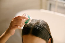 Load image into Gallery viewer, AROMATICA Rosemary Dry Shampoo Powder 10g