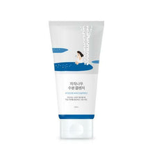 Load image into Gallery viewer, ROUND LAB Birch Juice Moisturizing Cleanser 150ml (water gel type)