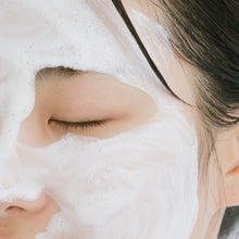 Load image into Gallery viewer, AROMATICA Tea Tree Balancing Foaming Cleanser 180g