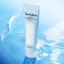 Load image into Gallery viewer, Torriden DIVE-IN Watery Moisture Sun Cream 60ml (SPF 50+ PA++++)
