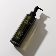 Load image into Gallery viewer, heimish Matcha Biome Perfect Cleansing Oil 150ml
