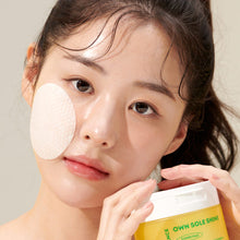 Load image into Gallery viewer, EUNYUL VITA BALANCE OWN SOLE SHINE Toner Pad 70 Pads/190ml
