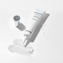 Load image into Gallery viewer, MEDIPEEL Peptide 9 Aqua Essence Lifting Eye Cream 40ml
