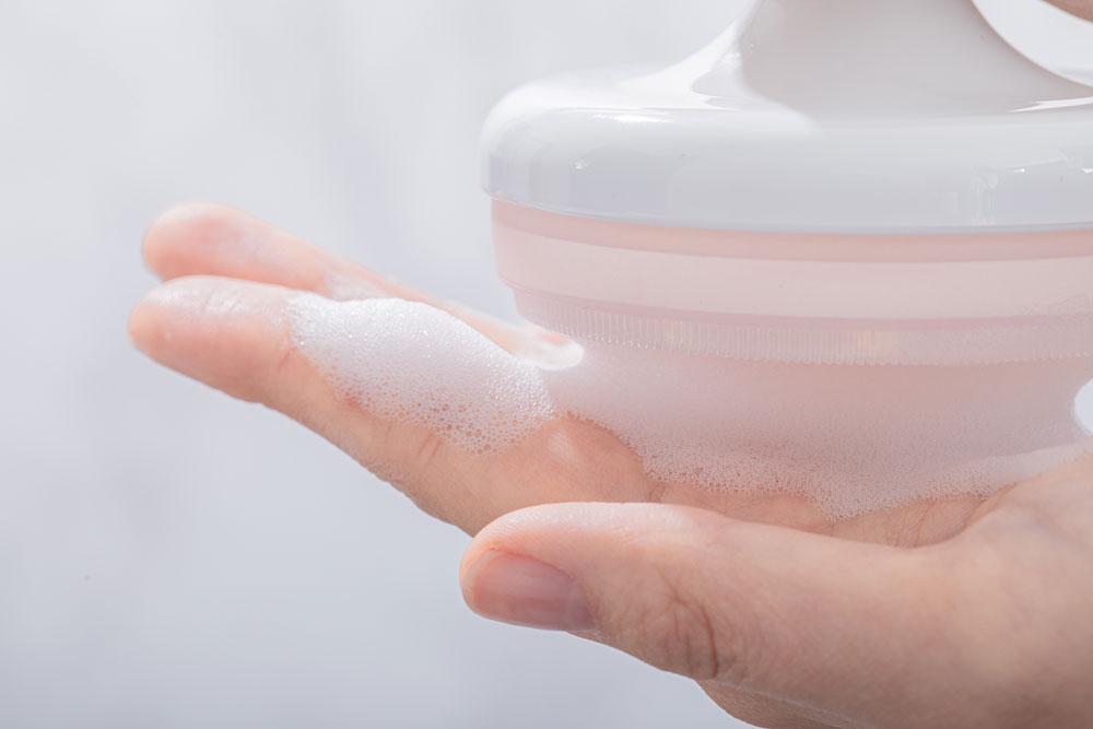Benton Pore Clear Brush