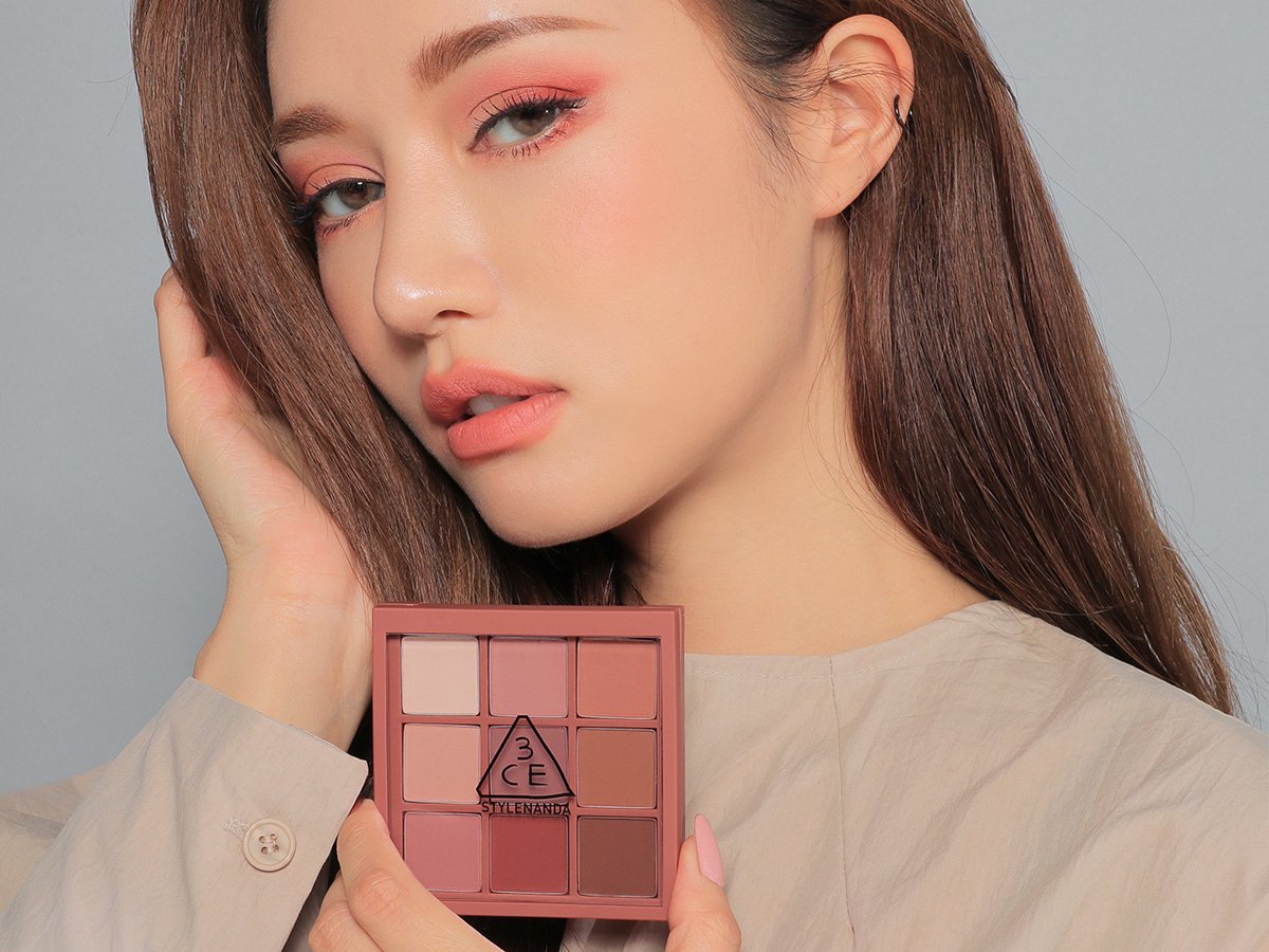 3CE Multi Eye Color Palette 8.1g #DRY BOUQUET