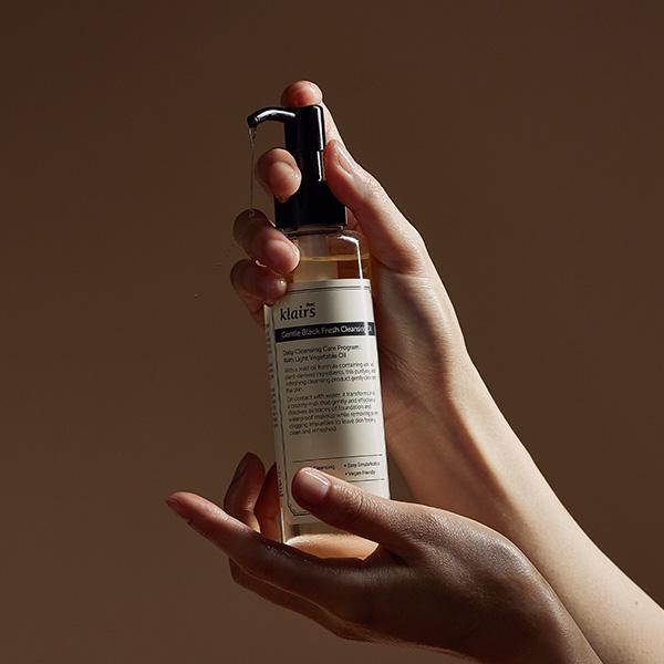 KLAIRS Gentle Black Fresh Cleansing Oil 150ml