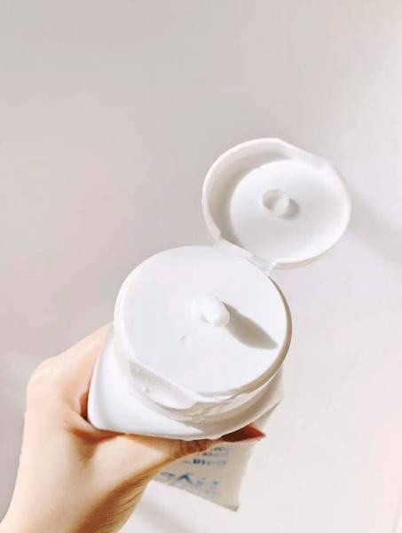 VT Super Hyalon Foam Cleanser 300ml