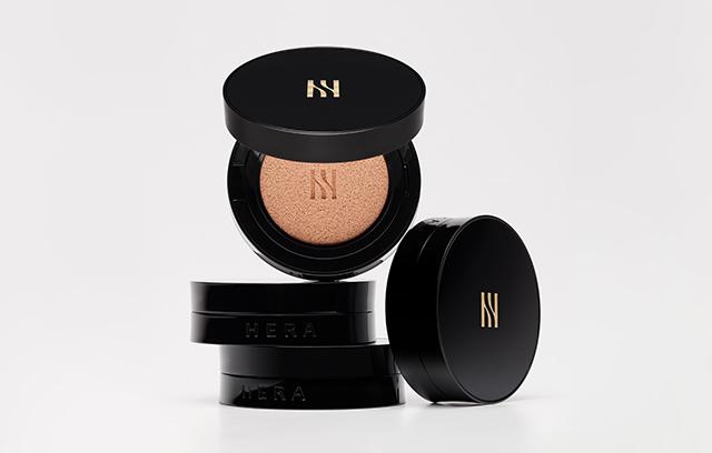 HERA BLACK CUSHION SPF 34 / PA++ 15g x 2 (8 Colors)