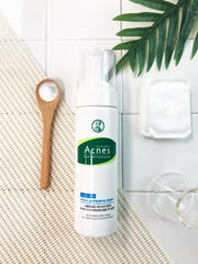 Acnes Clear and White Foaming Wash 150ml