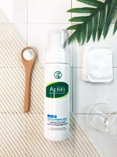 Acnes Clear and White Foaming Wash 150ml